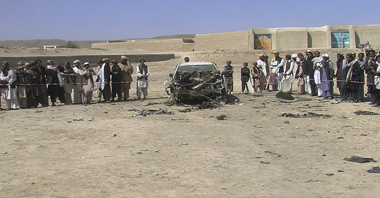 20 Afghan civilians injured in explosion outside mosque