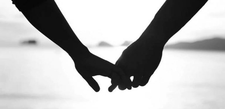 Telangana couple end life due to postponement in wedding