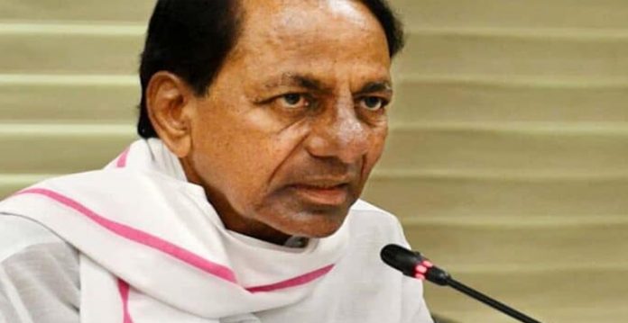 KCR talks to Governor on Assembly session