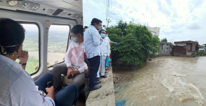 KTR visits Warangal, says to supply essentials to victims