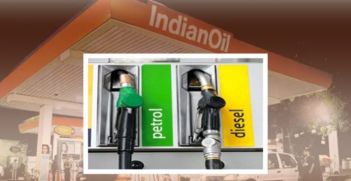 Petrol price in India rises whereas diesel stays constant