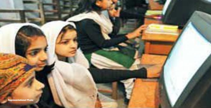 HC questions Govt on Urdu medium schools