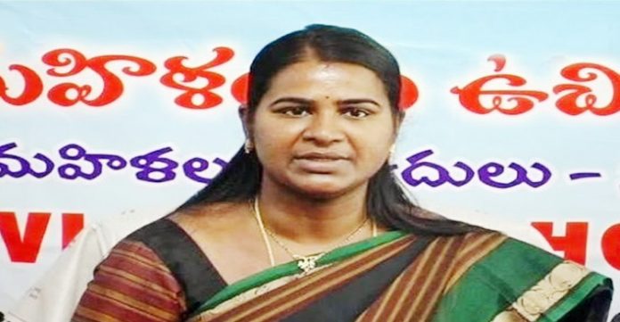 Former Mayor Karthika Reddy Joins BJP