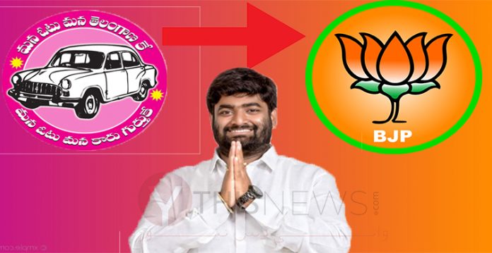 Pre-election shock to TRS Corporator T Srinivas Reddy resigned, Soon to join BJP