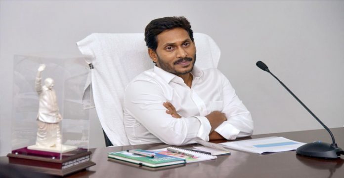 Jagan takes part in BC Kranthi celebrations