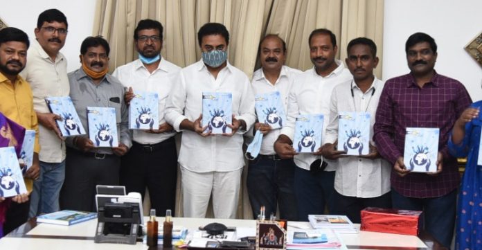 TS Govt committed for Journalists' welfare : KTR