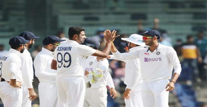 england reach 100 for loss six wickets, soon after tea