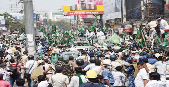 violence, lathicharge during rjd's bihar assembly gherao in patna