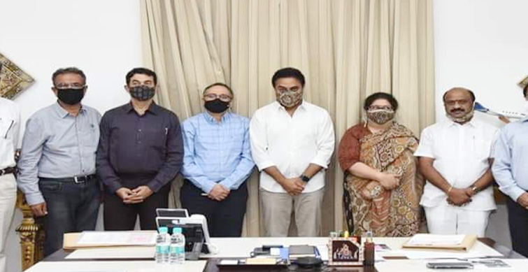 gokaldas images to invest in siricilla textile cluster ktr