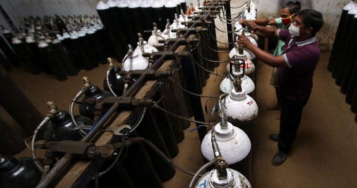 major ports to waive off charges for ships carrying oxygen related cargo