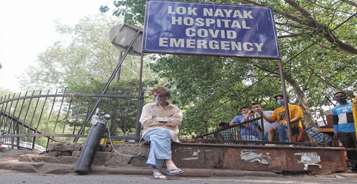 panicked due to high death rate, man takes father home from hospital