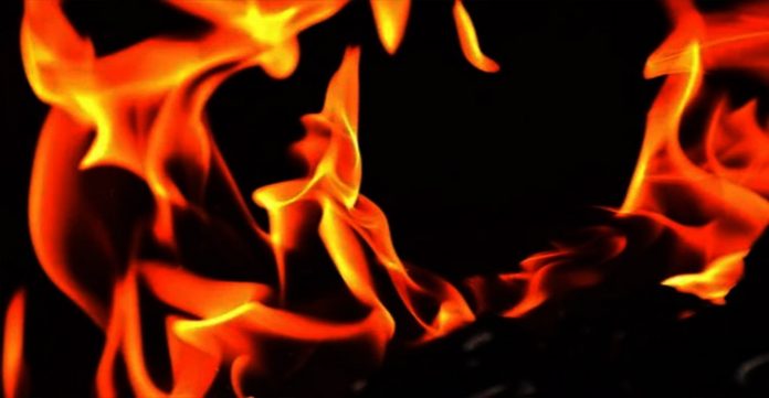 two died in fire mishap in patna
