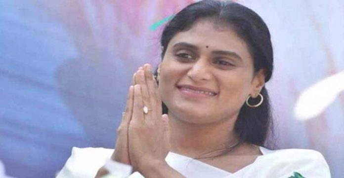 ys sharmila lashed out at cm kcr