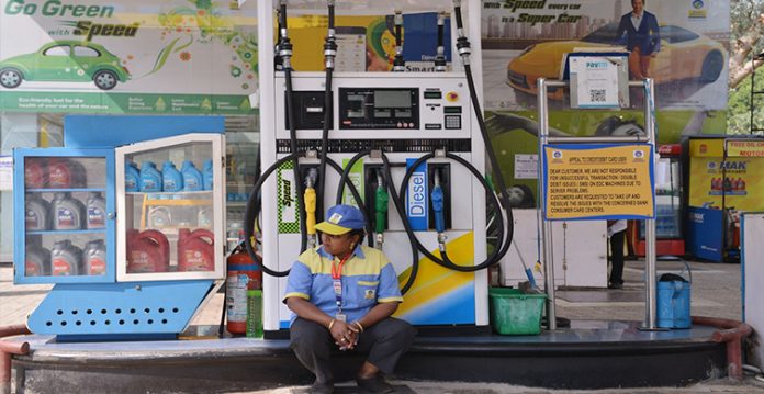 47% hold centre responsible for hike in auto fuel prices
