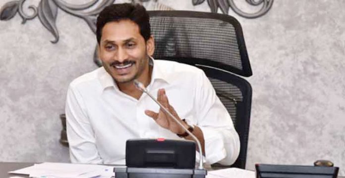 andhra credits rs 3.928 cr to farmers' accounts under rythu bharosa scheme