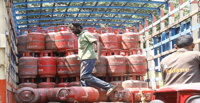 edible oil, lpg prices go through roof in 2 years