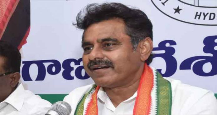 former mp visweswar reddy to provide oxygen concentrators to the needy