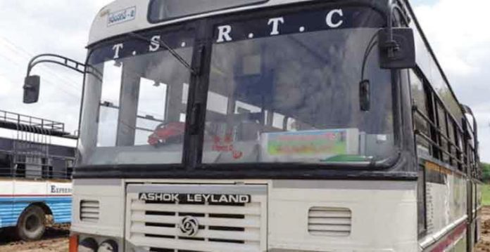 tsrtc cancels all buses to ap