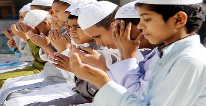 telangana muslim leaders urge community to offer eid prayers at home