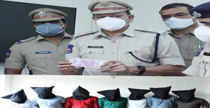 rachakonda police nabs fake currency notes gang