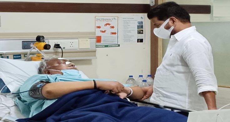 revanth reddy meets on hanumantha rao at hospital