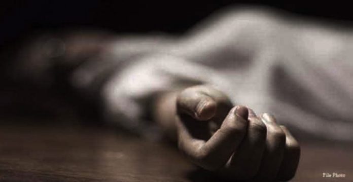 youth commits suicide after killing cousin sister in uttar pradesh