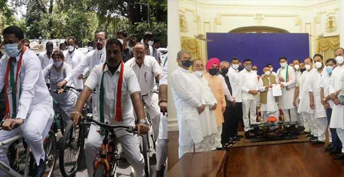 Maha Congress takes out bicycle rally to protest fuel price hike