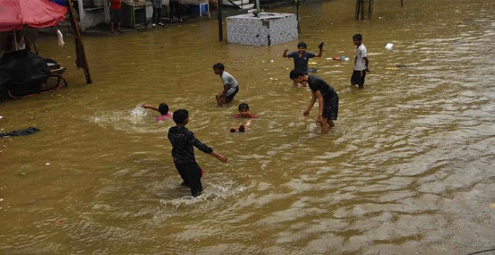 ncp slams bjp for 'misleading' on maharashtra floods relief