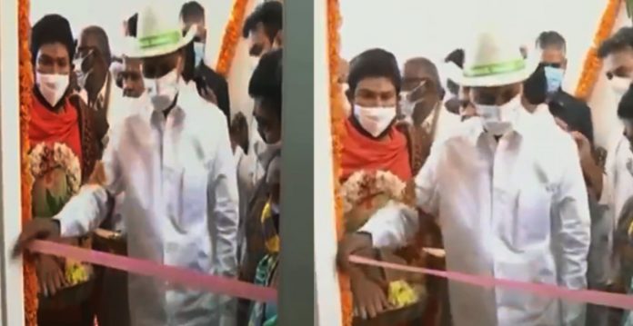 no scissors at inauguration ceremony irks kcr; cm pulls off ribbon with hand