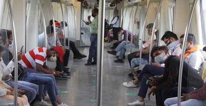 social distancing norms not followed in chennai metro