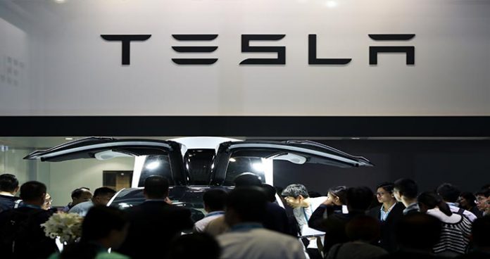 tesla model s plaid catches fire in us report