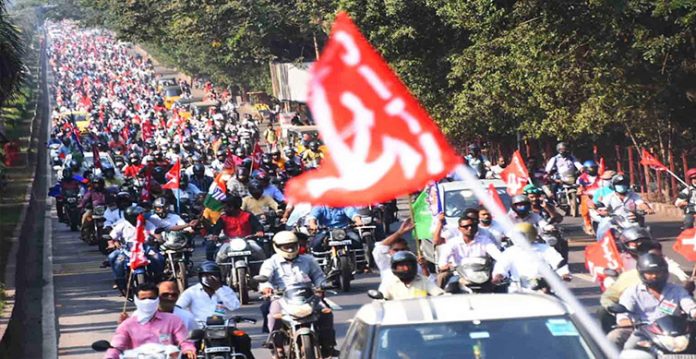 vizag steel plant protests enter 150th day, hundreds rally on bikes