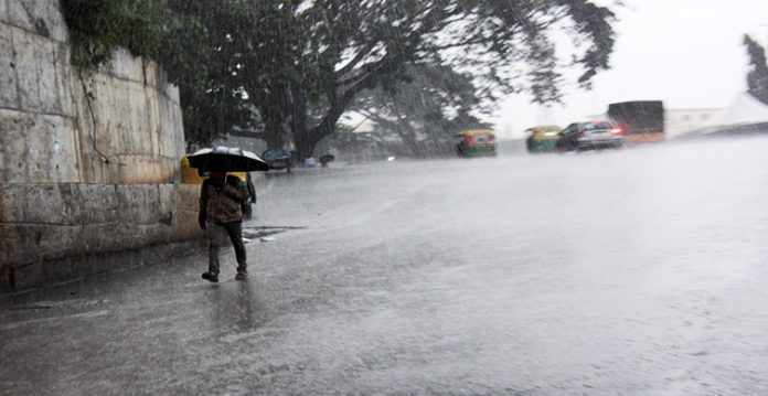 Yellow Alert For Karnataka; IMD Warns Heavy Rainfalls And Thunderstorms