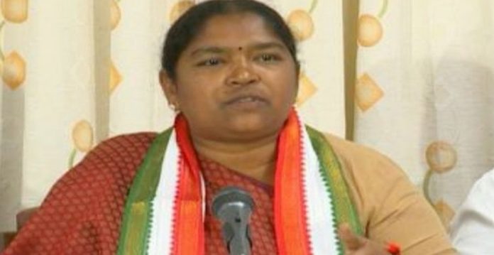 dalita bandhu scheme is meant to gain political mileage by cm mla seethakka