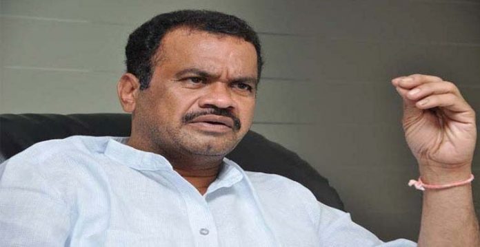 komatireddy offers to resign from his post in exchange for his constituency development