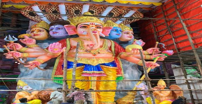 Hyderabad's tallest Ganesh idol is again centre of attraction