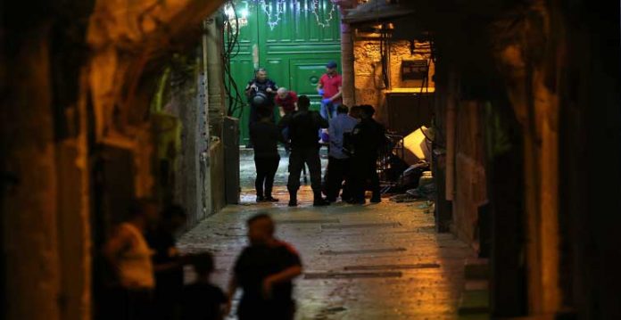 Israeli forces capture 2 escaped Palestinian prisoners
