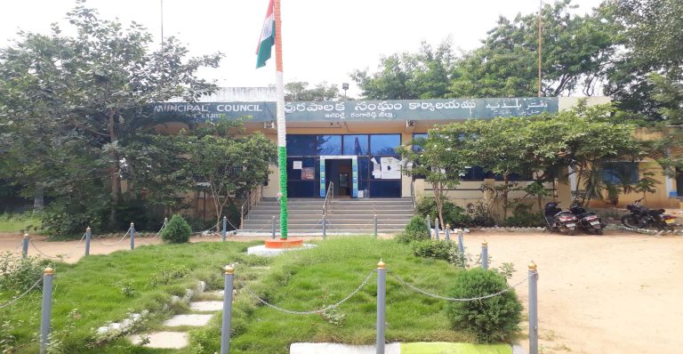 With heaps of sanitary issues, Jalpally face shortage of sanitation staff