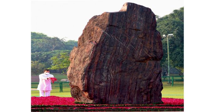 congress leaders pay tribute to indira gandhi on her death anniversary