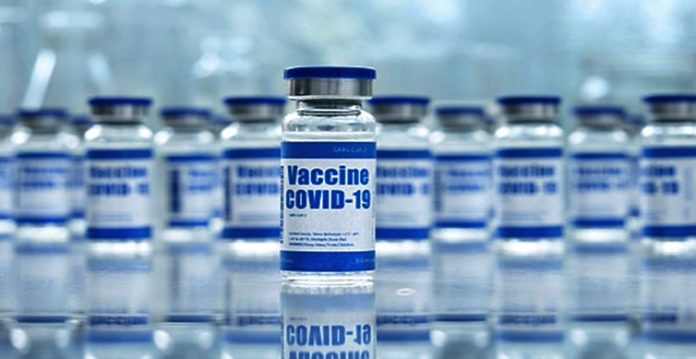 experts hail india's 100 cr covid vax milestone