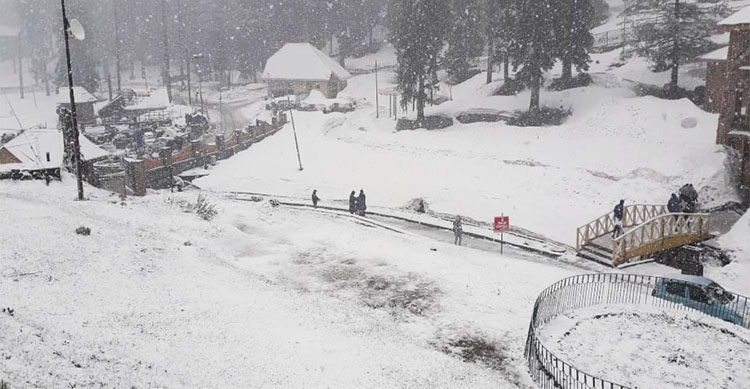 heavy rain, snow forecast in jammu and kashmir on saturday