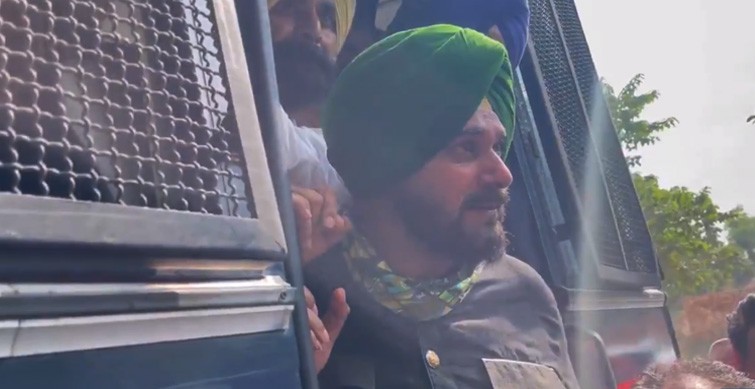 navjot sidhu detained for protest against lakhimpur kheri violence