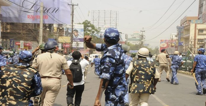 Police team which went to bust liquor party in Bihar attacked
