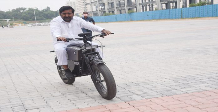 ts supports electric vehicles to check pollution jagadish reddy