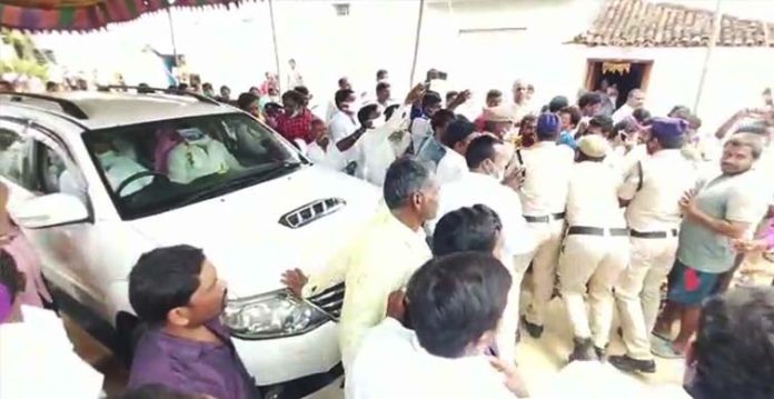 villagers waylaid mla convey, protest against delay in patta passbook