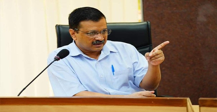 Arvind Kejriwal calls emergency meeting as Delhi's AQI worsens