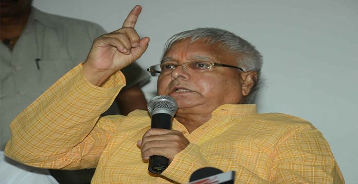 lalu prasad asks nitish to roll back liquor prohibition law in bihar