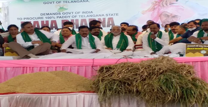 trs ready to lead nationwide agitation of farmers kcr