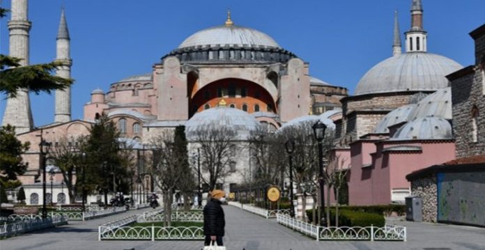 Turkey's largest city vows carbon-neutrality by 2050