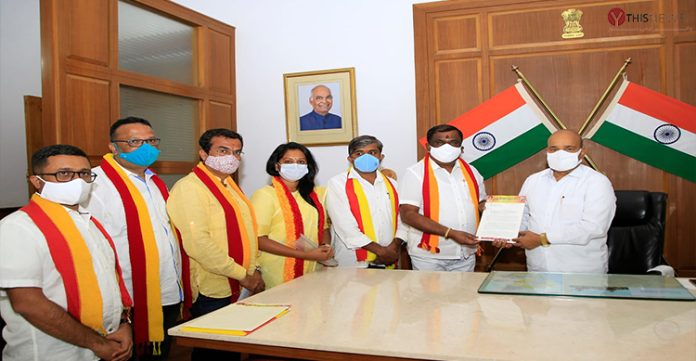 Karnataka Body Sends Memorandum For Ban On Shiv Sena and MES